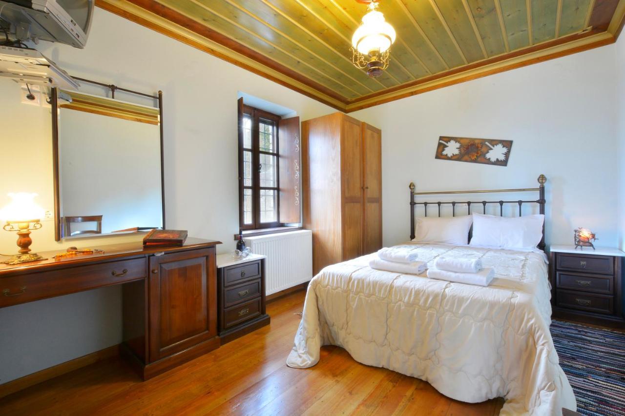 Nikolas Guesthouse Koukkoúlion エクステリア 写真
