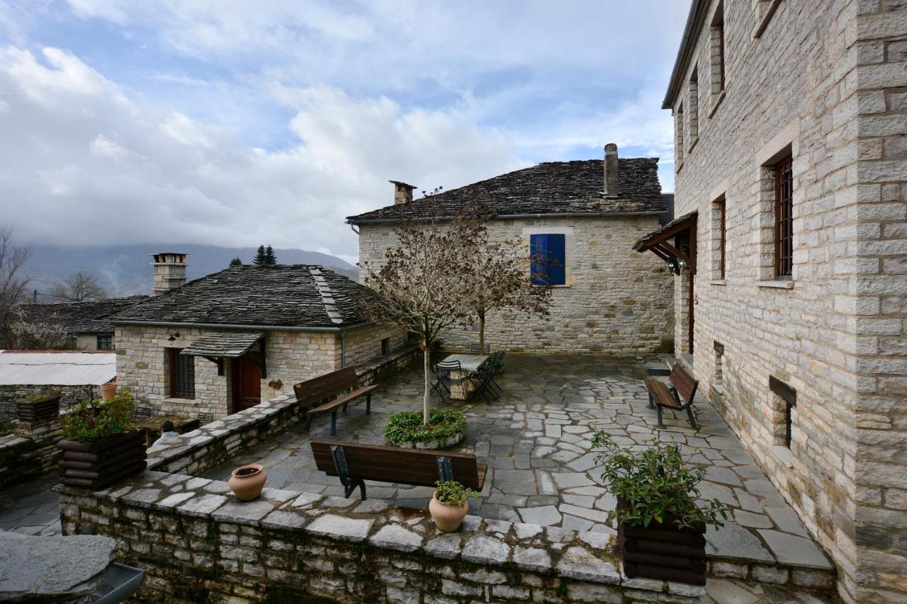 Nikolas Guesthouse Koukkoúlion エクステリア 写真
