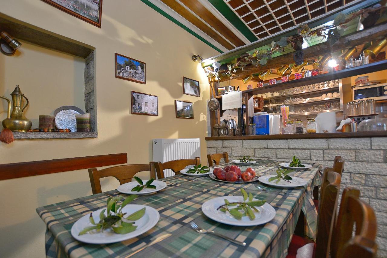 Nikolas Guesthouse Koukkoúlion エクステリア 写真