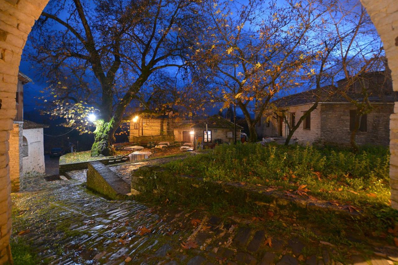 Nikolas Guesthouse Koukkoúlion エクステリア 写真